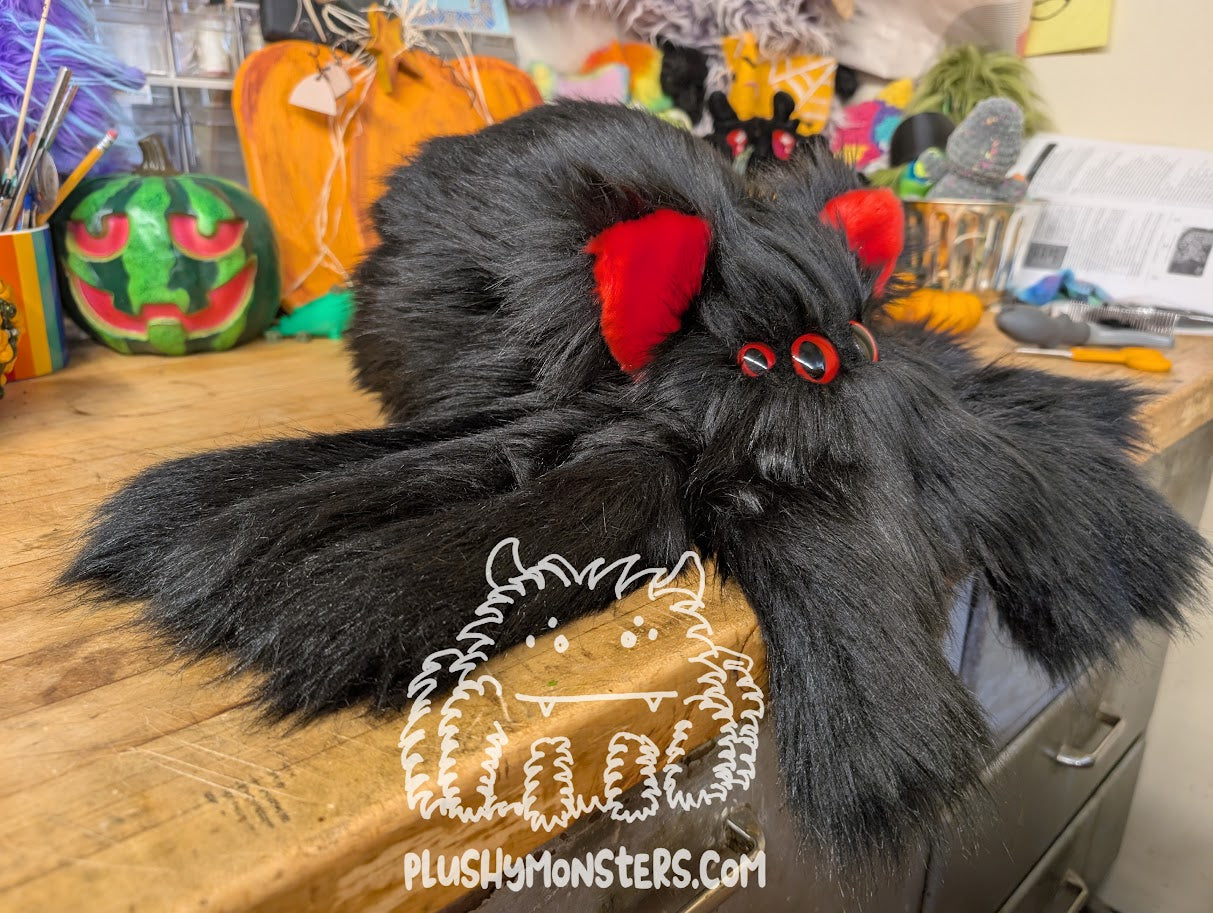 Lil' Scratch! Kitty Spider in Disguise- Weighted Lil' Guy