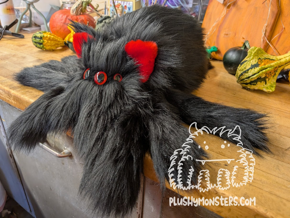 Lil' Scratch! Kitty Spider in Disguise- Weighted Lil' Guy