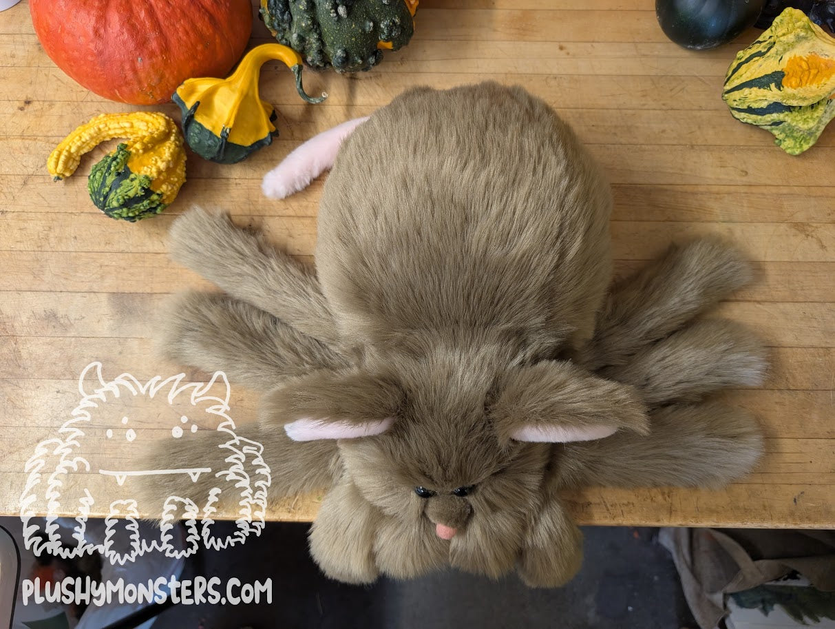 Crumpet! - Mouse Spider in Disguise - Weighted Lil' Guy