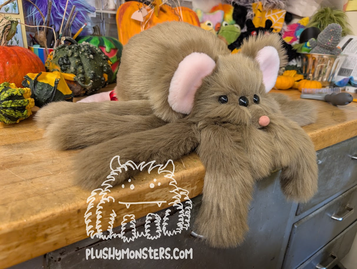 Crumpet! - Mouse Spider in Disguise - Weighted Lil' Guy