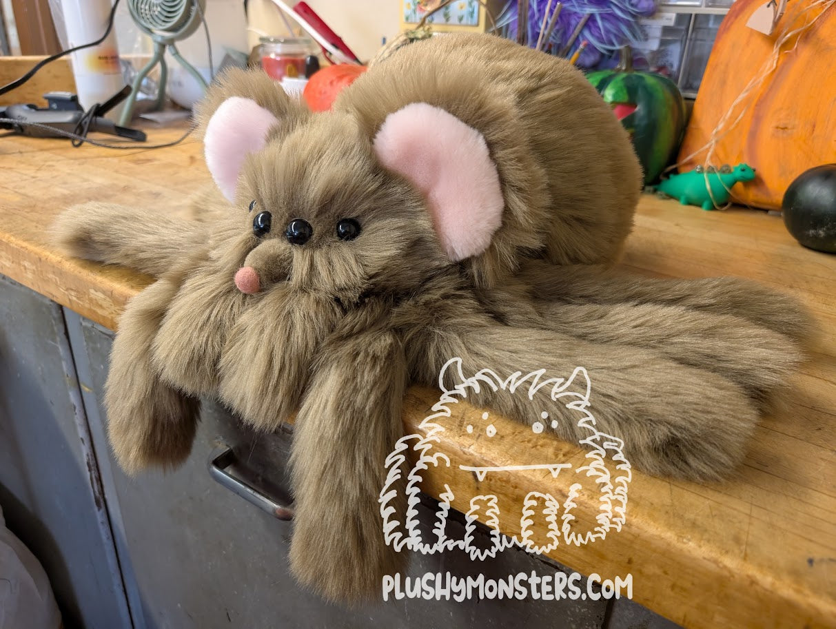Crumpet! - Mouse Spider in Disguise - Weighted Lil' Guy