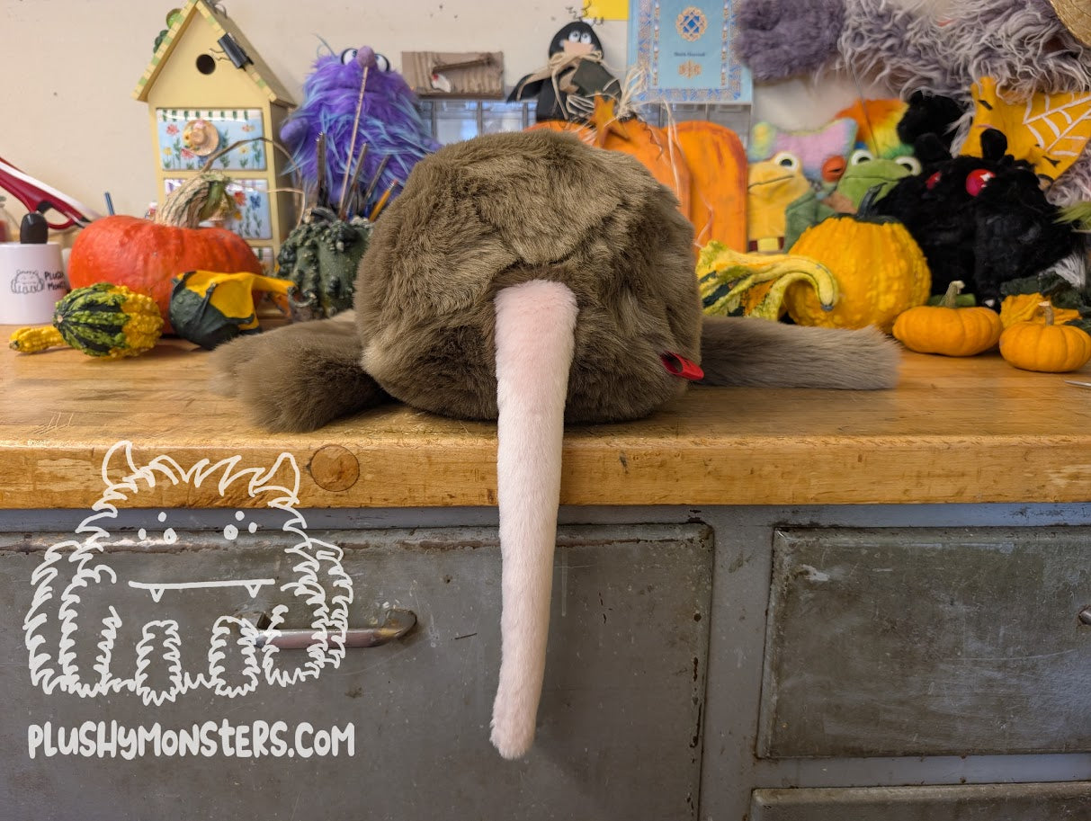 Crumpet! - Mouse Spider in Disguise - Weighted Lil' Guy