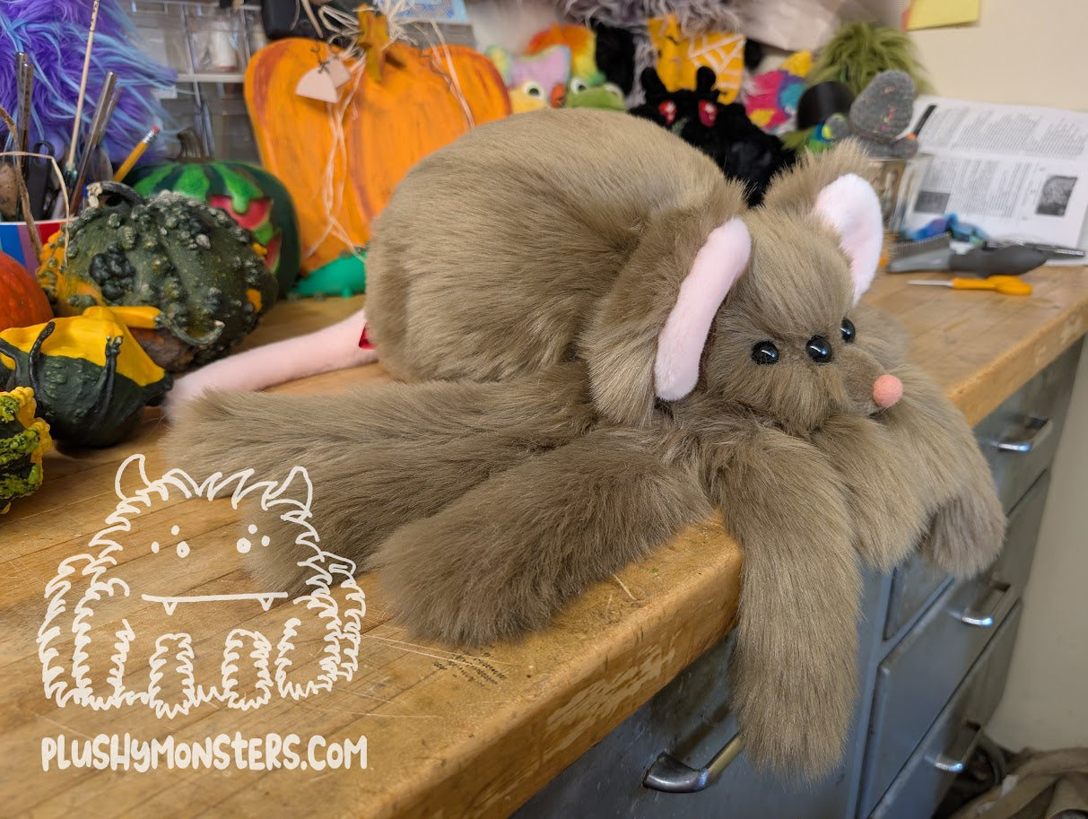 Crumpet! - Mouse Spider in Disguise - Weighted Lil' Guy