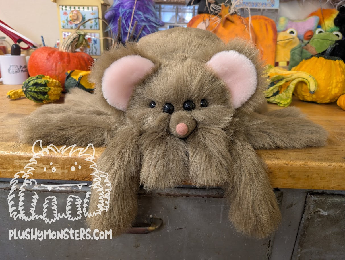 Crumpet! - Mouse Spider in Disguise - Weighted Lil' Guy