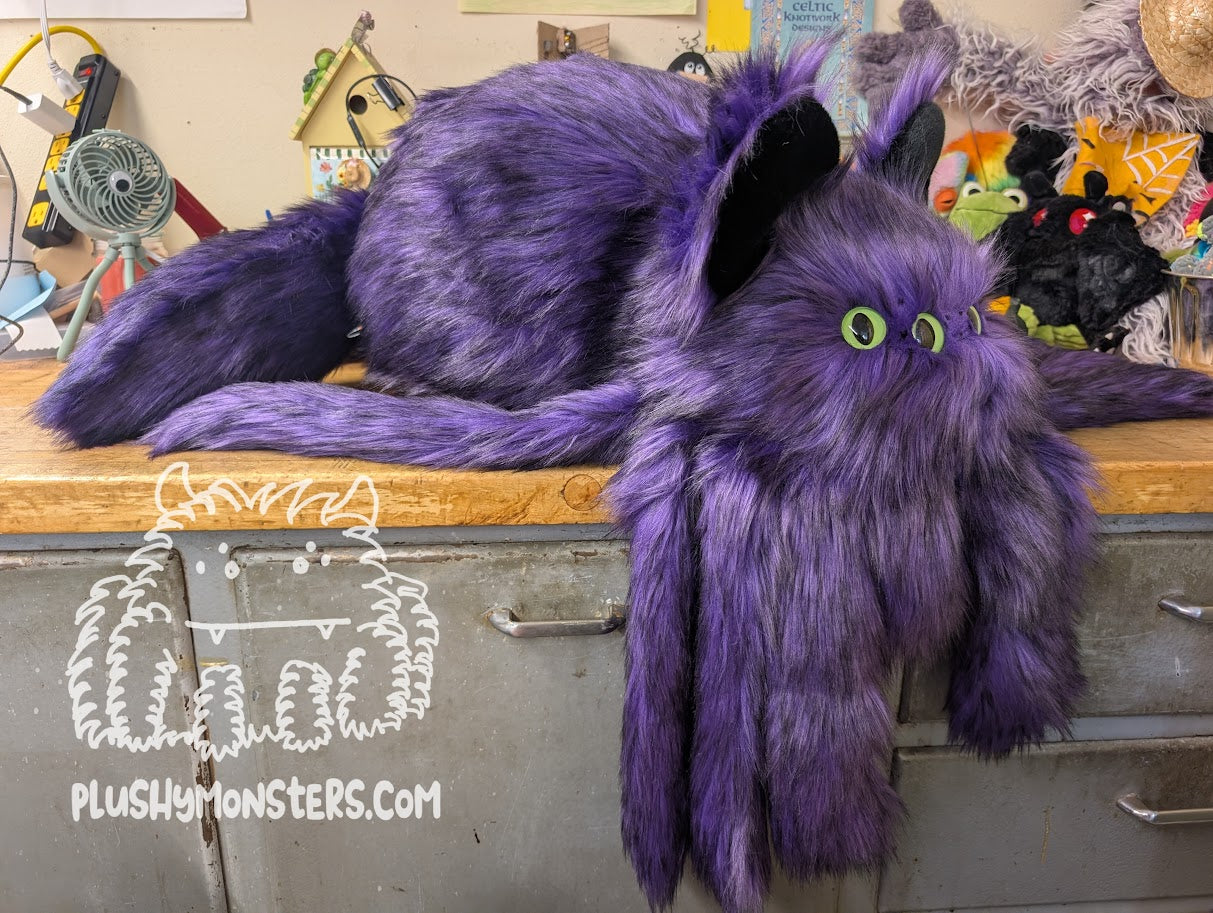 Big Kitty! - Cat Spider in Disguise! - Weighted Big'n