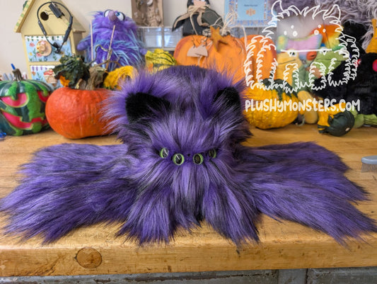 Lil' Kitty! - Spider in Disguise! - Weighted Lil' Guy