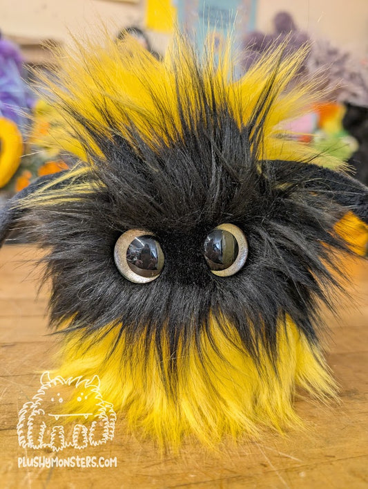 Scrappy Bumble! With Champagne Eyes! - Scrappy in Disguise