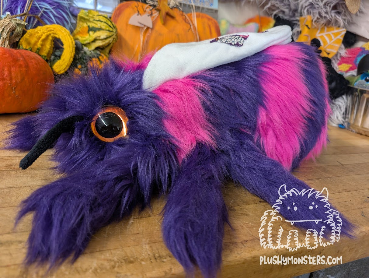 Bright-Eyed Patchy Beeatrice, the Actual Bee! - Weighted Bumblebee Plushy