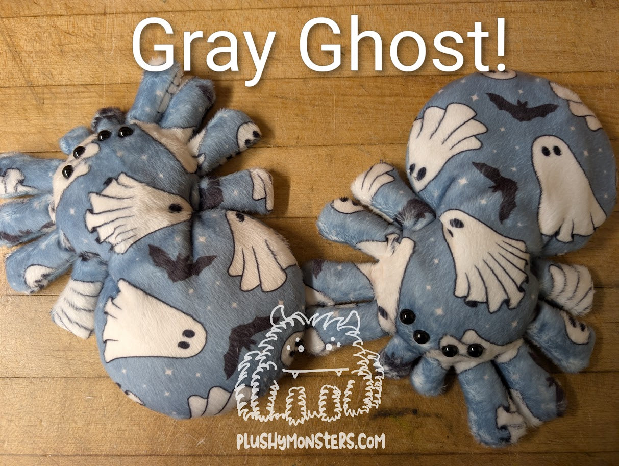 Mostly Ghostly Spiderlings!