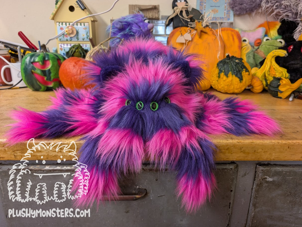 Lil' Chessy (Purple Faces!)! - Cheshire Cat Spider in Disguise - Weighted Lil' Guy