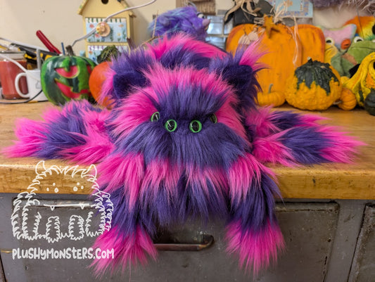 Lil' Chessy (Purple Faces!)! - Cheshire Cat Spider in Disguise - Weighted Lil' Guy