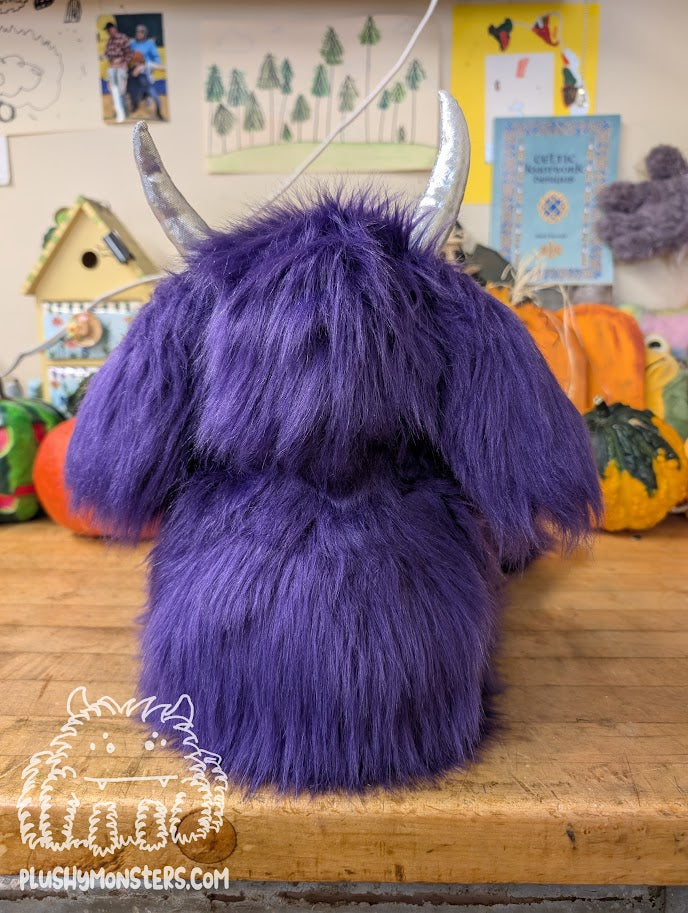 Curtis! - Weighted Lanky Plushy Monster