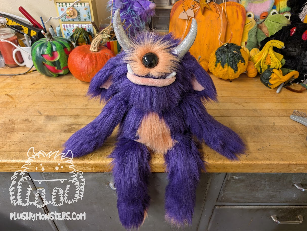 Curtis! - Weighted Lanky Plushy Monster