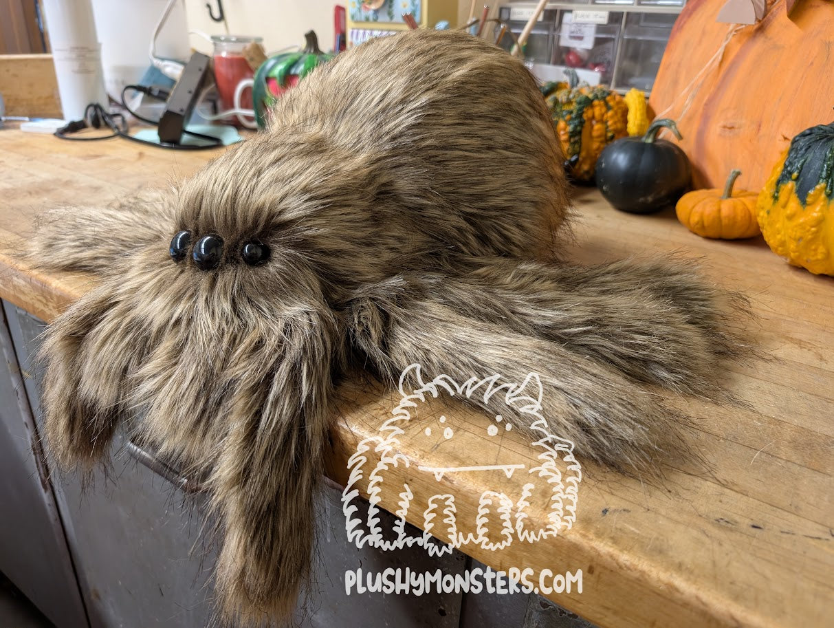 Lil' Gallagher with Oversized Eyes! - Weighted Lil' Guy