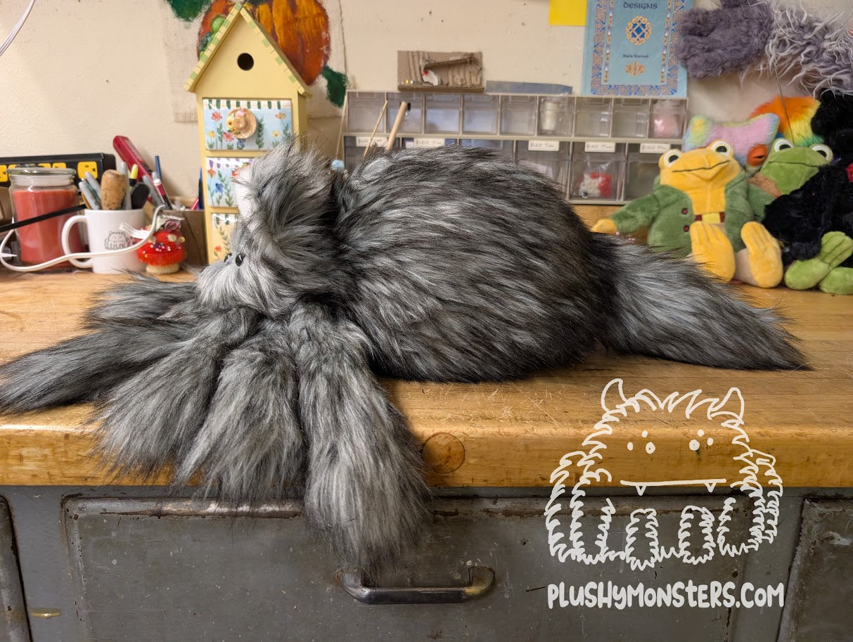 Lil' Chainsaw ! - Wolf Spider in Disguise - Weighted Lil' Guy