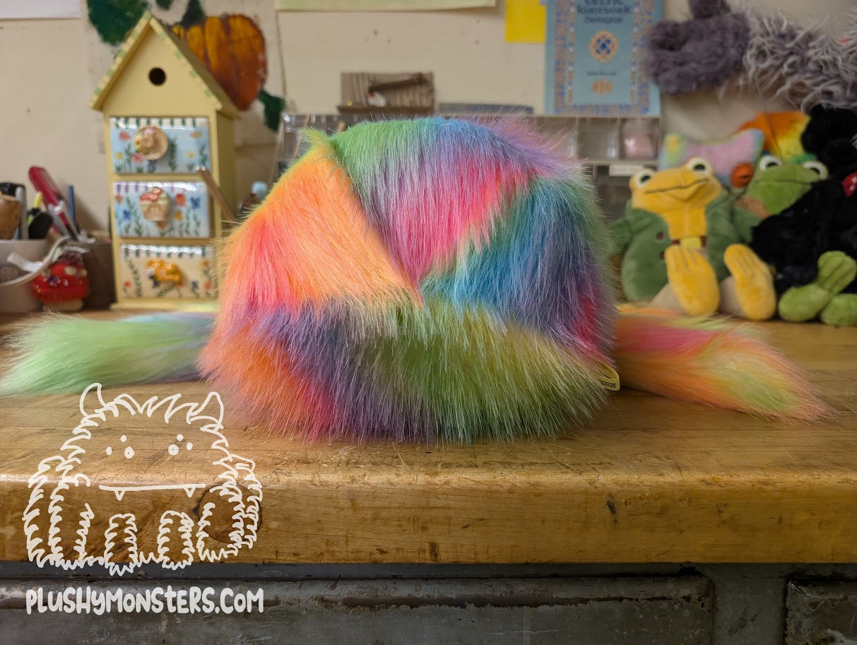 Lil' Rainbow Wave with Oversized Eyes! - Weighted Lil' Guy