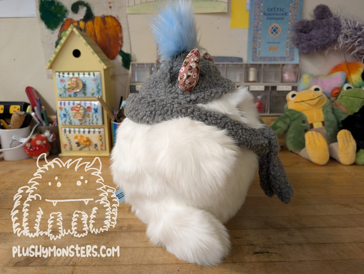 Lucy! - Chonky Snowball
