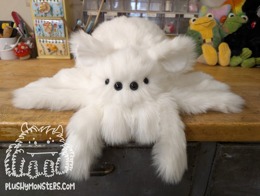 Lil' Arty! - Polar Bear Spider in Disguise- Weighted Lil' Guy