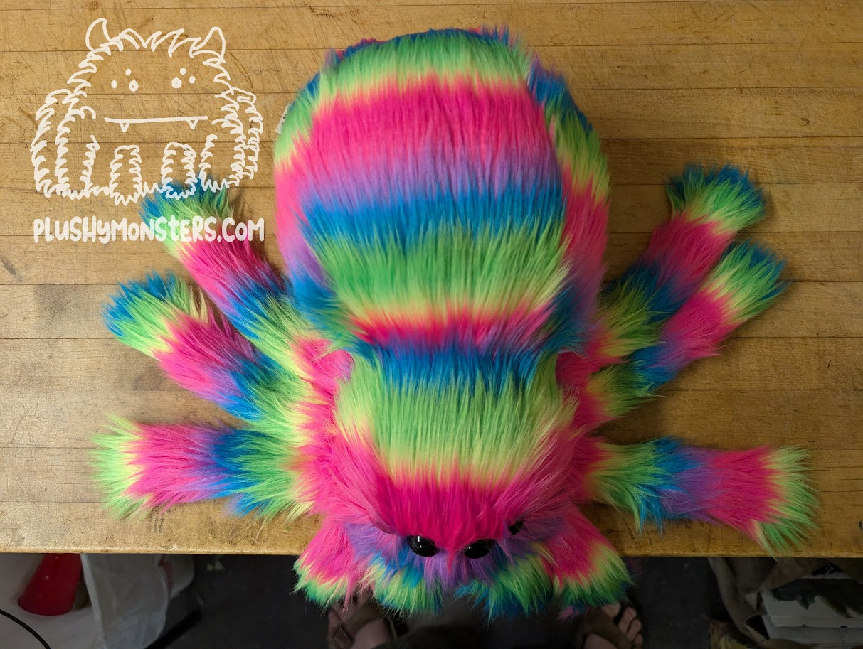 Lil' Stu with Oversized Eyes! - Weighted Lil' Guy