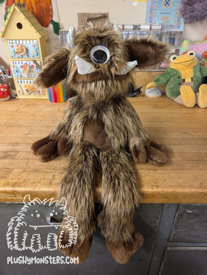 Cecil! - Weighted Lanky Plushy Monster