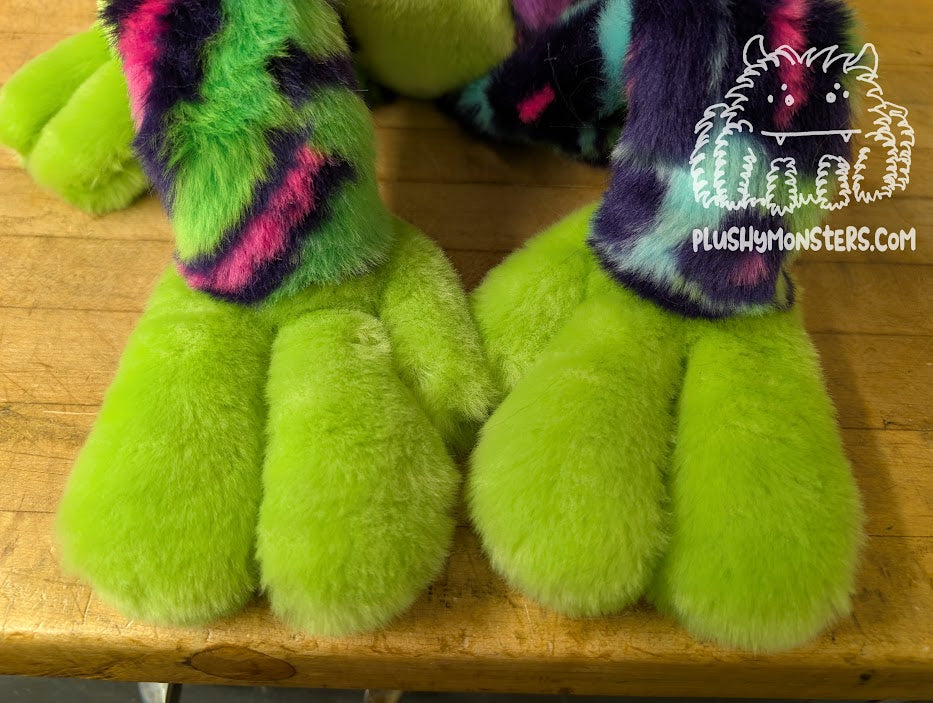 Flash! - Weighted Lanky Plushy Monster
