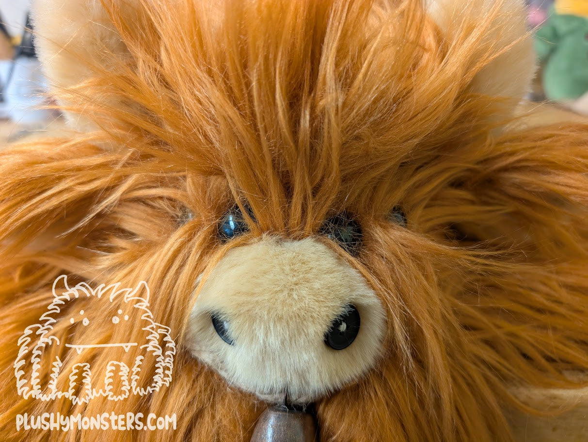 Lil' Hazy for Sara! Highland Cow Spider in Disguise - Weighted Lil' Guy