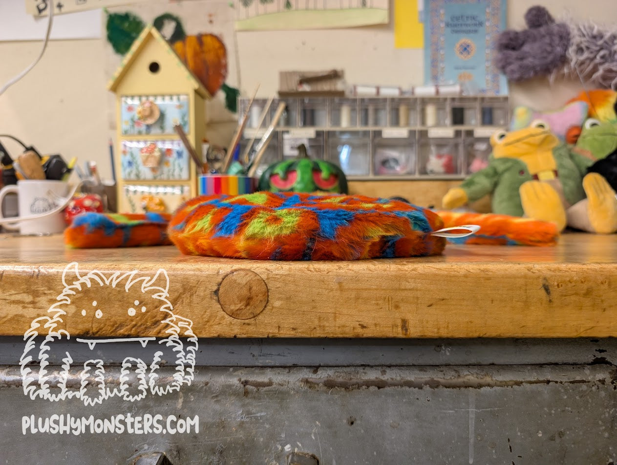 Mr. Incredible! With Silver Eyes! - Weighted Pancake Spider