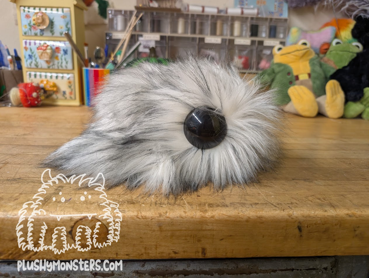 Tooter with Huge Eyes! - Frugomination