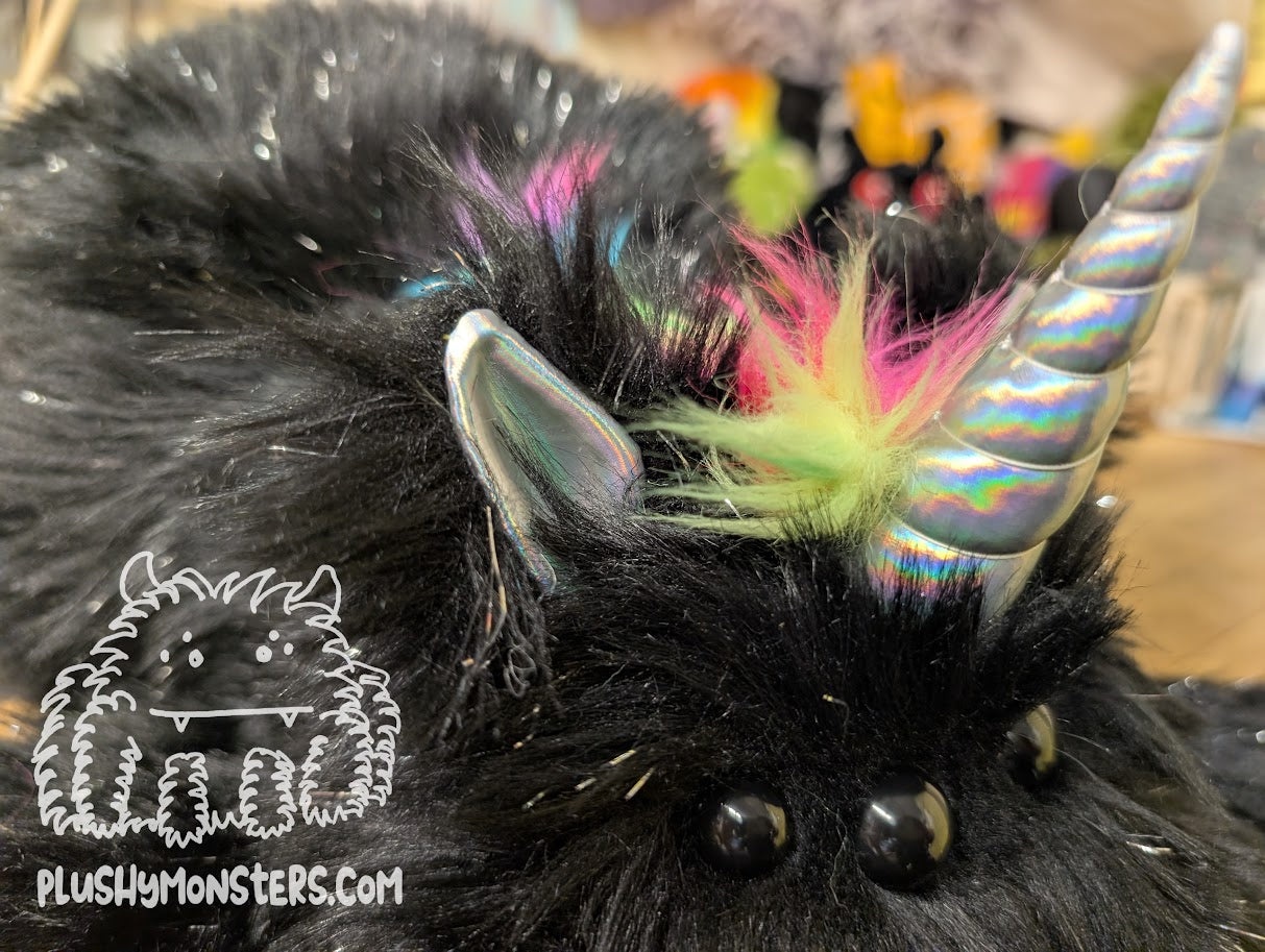 Lil' Onyx Sparkles! - Unicorn Spider in Disguise - Weighted Lil' Guy