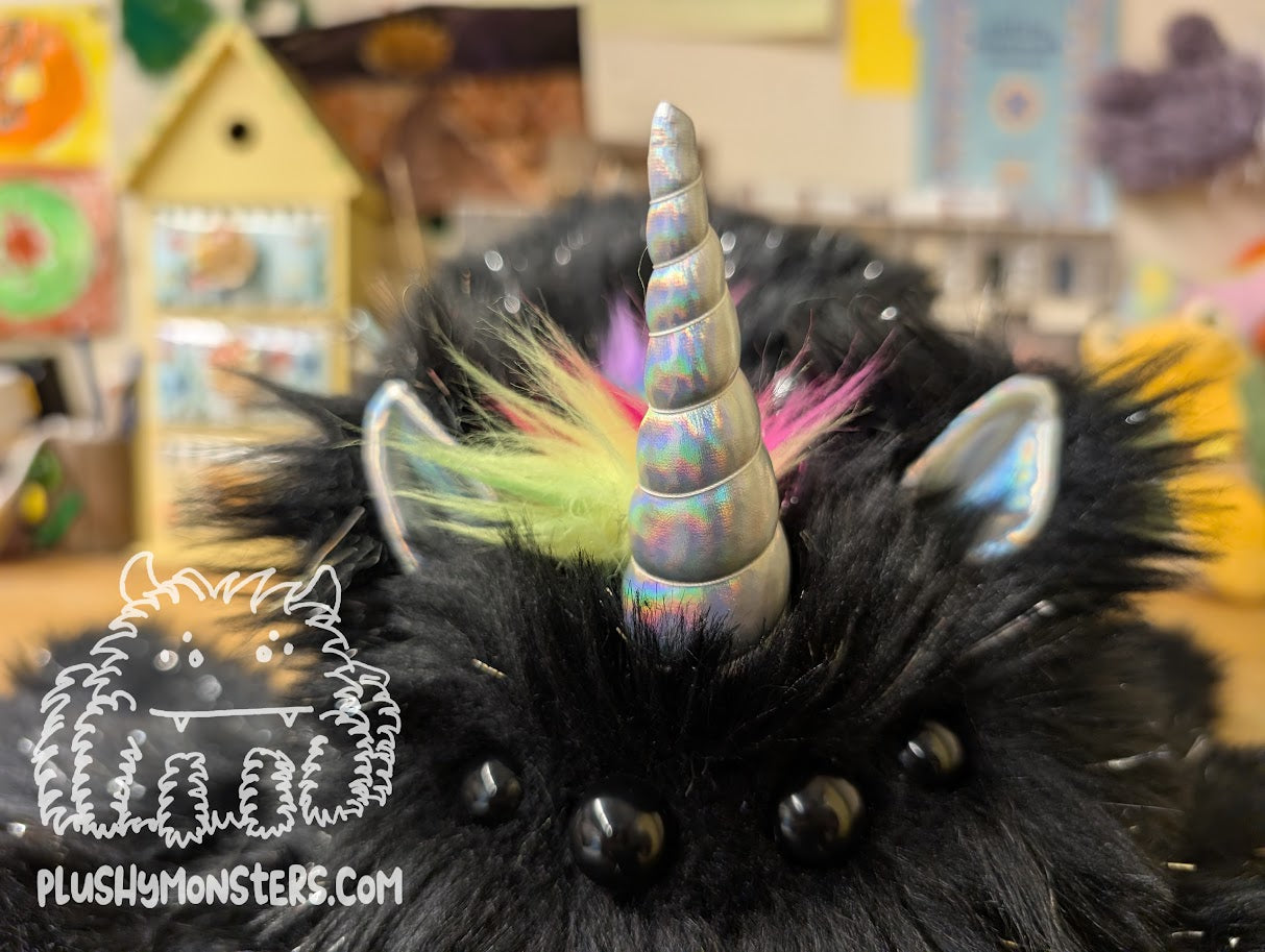 Lil' Onyx Sparkles! - Unicorn Spider in Disguise - Weighted Lil' Guy