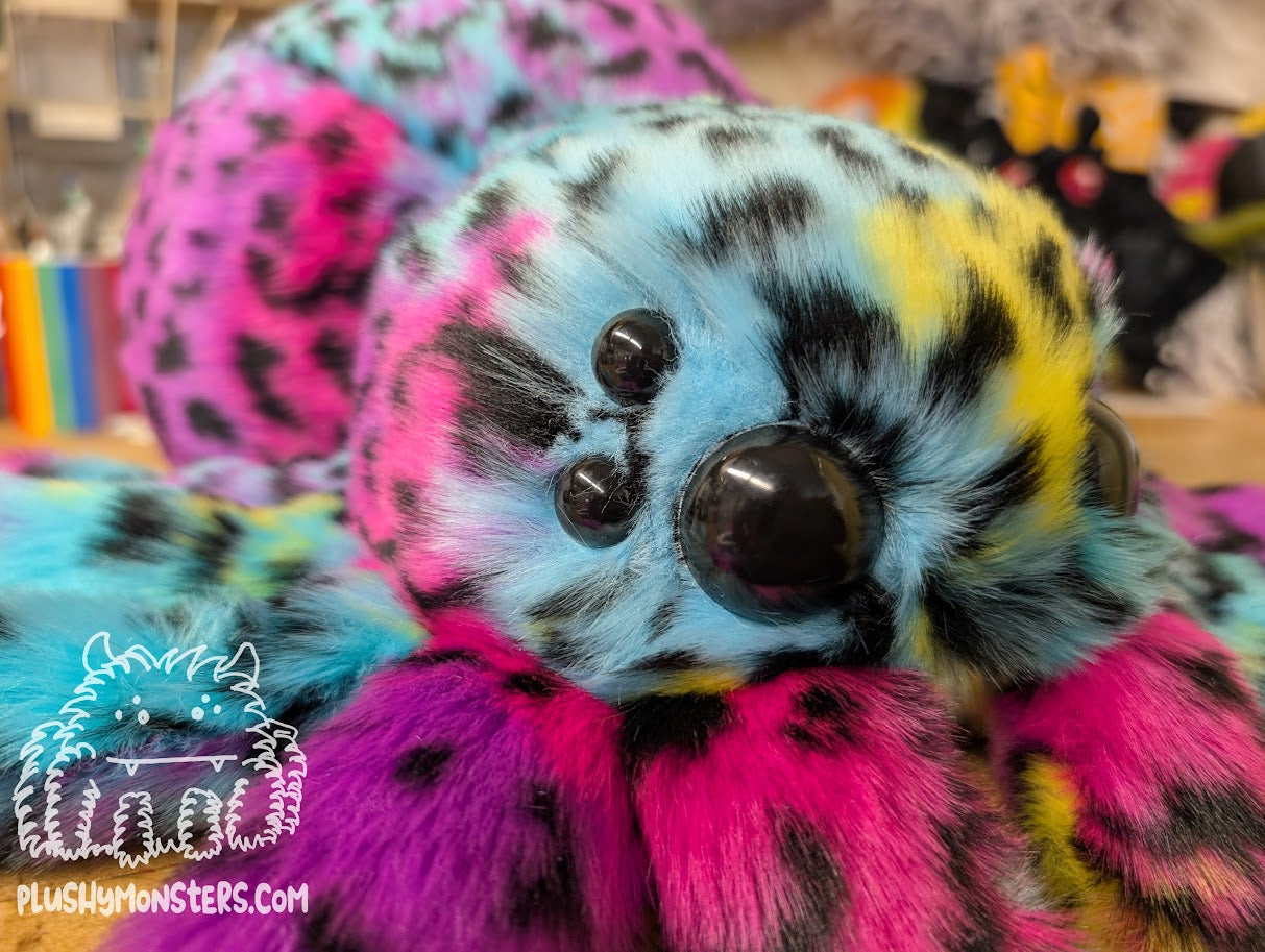 Terry! - Six-Eyed Weighted Lil' Guy!