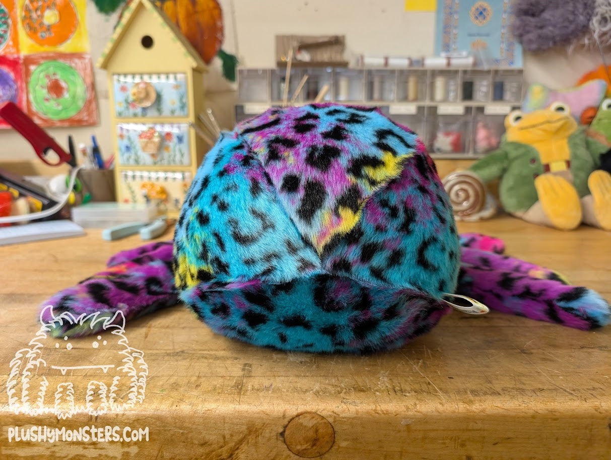 Lil' Rainbow Leopard! - Weighted Lil' Guy