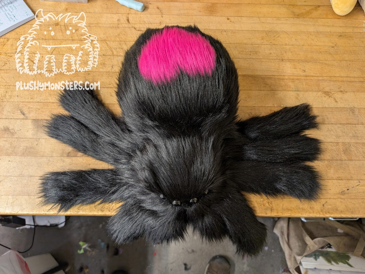 Lil' Lovey Widder! - Black with Bright Pink Heart - Weighted Lil' Guy