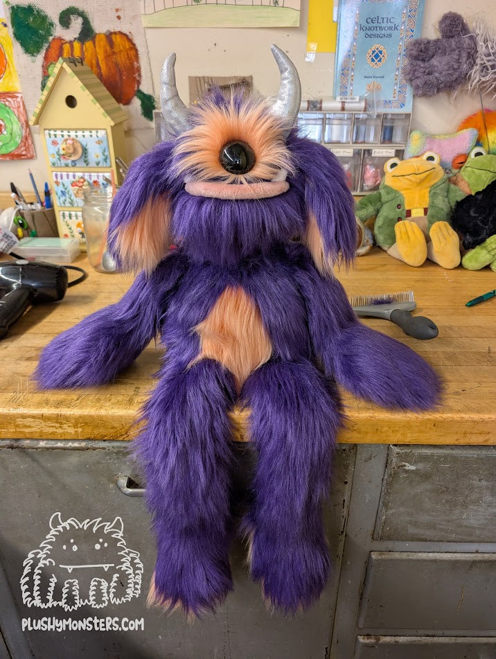 Julie's Custom Curtis! - Weighted Lanky Plushy Monster