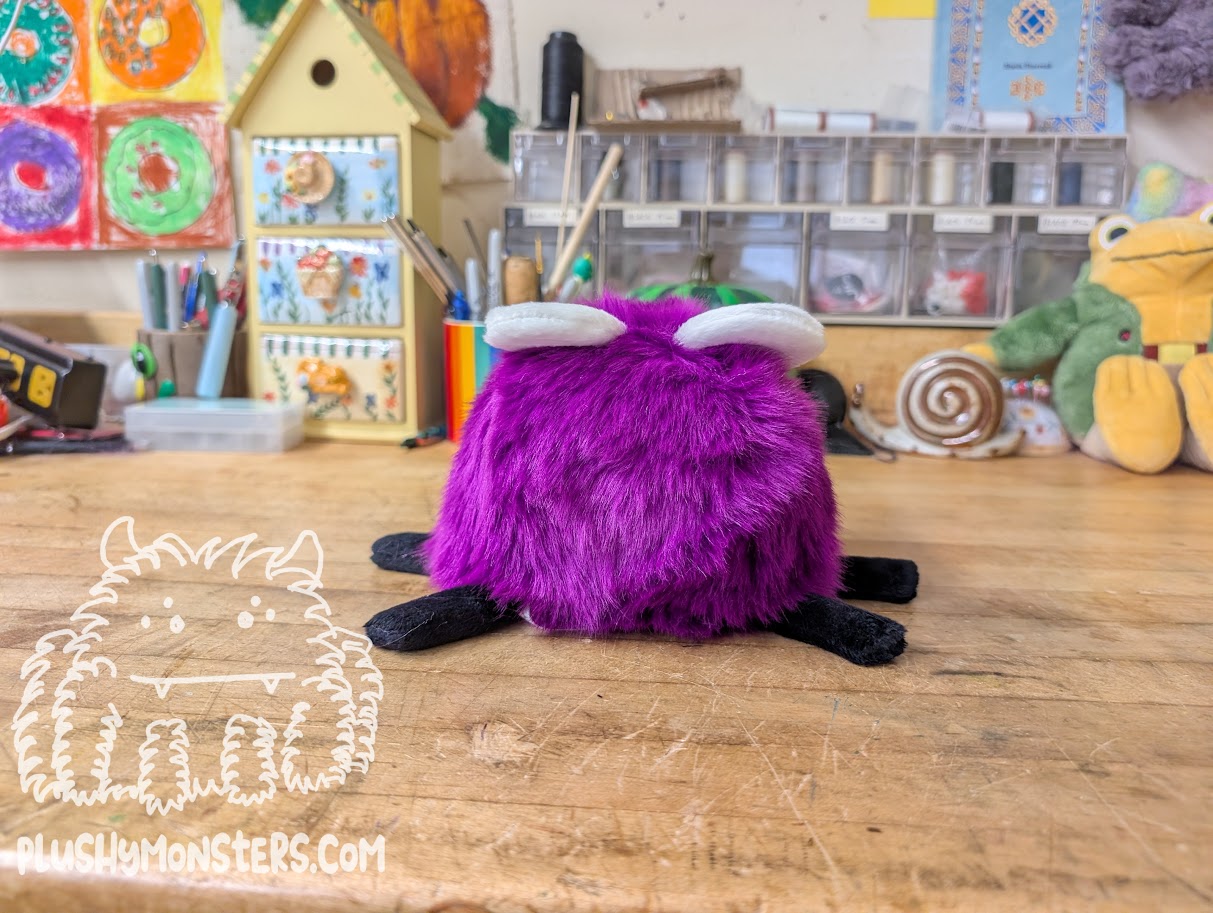 Stumpy Grape Fly Guy! - Bugomination