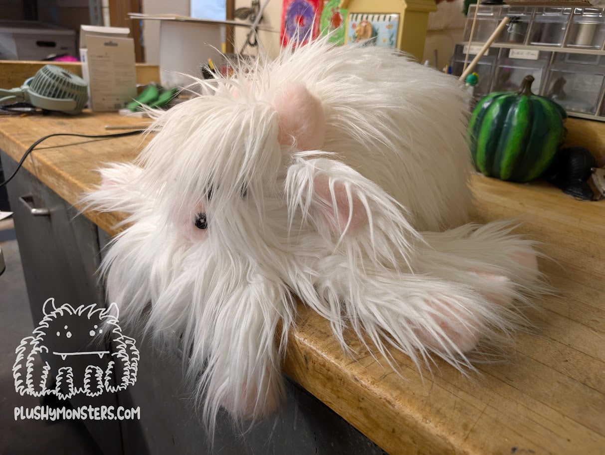 Lil' Flossy! Highland Cow Spider in Disguise - Weighted Lil' Guy