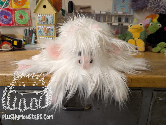 Lil' Flossy! Highland Cow Spider in Disguise - Weighted Lil' Guy