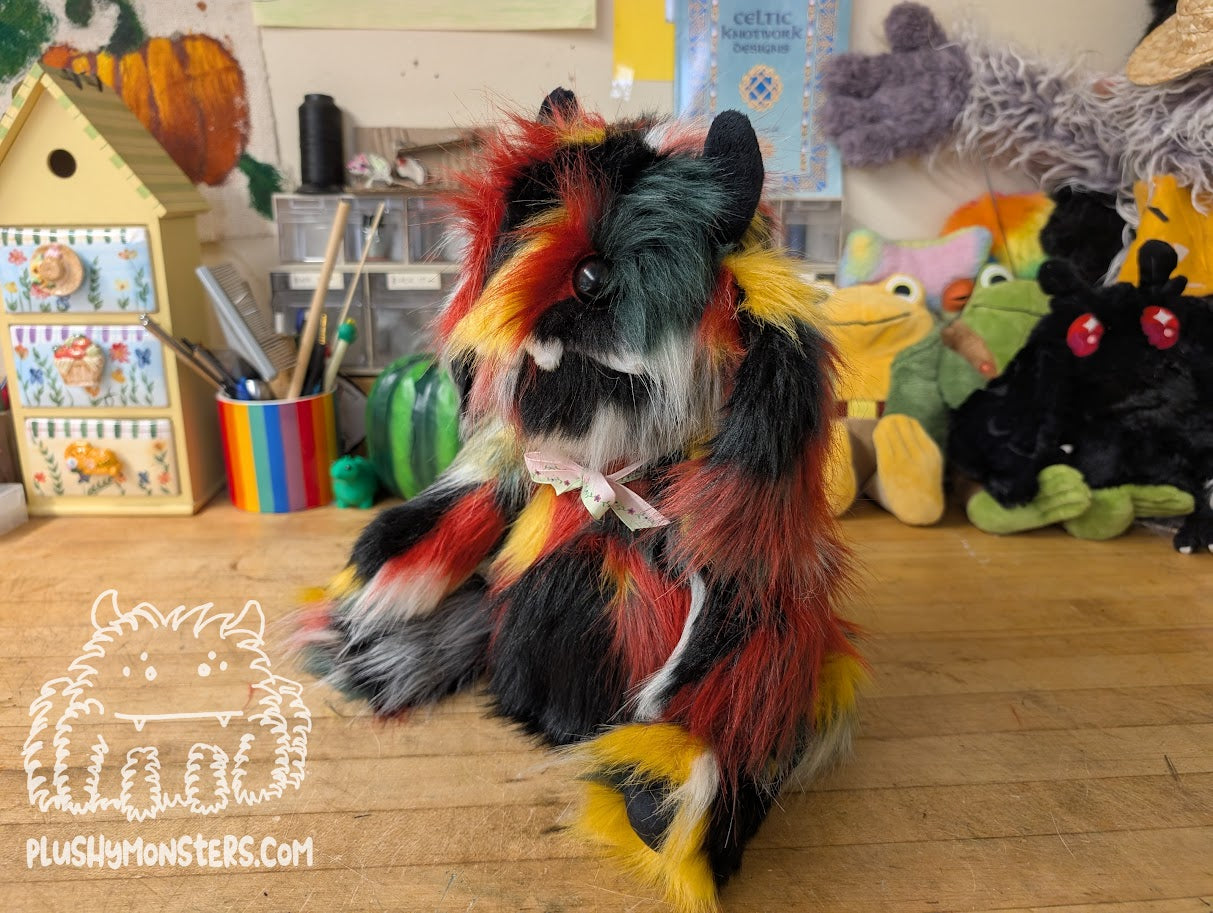 Ragamuffin! - Weighted Stumpy Plushy Monster