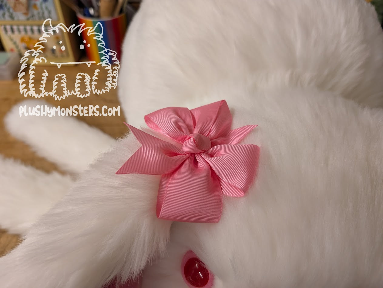 Albie! - Albino Bunny Spider in Disguise - Weighted Middlin'