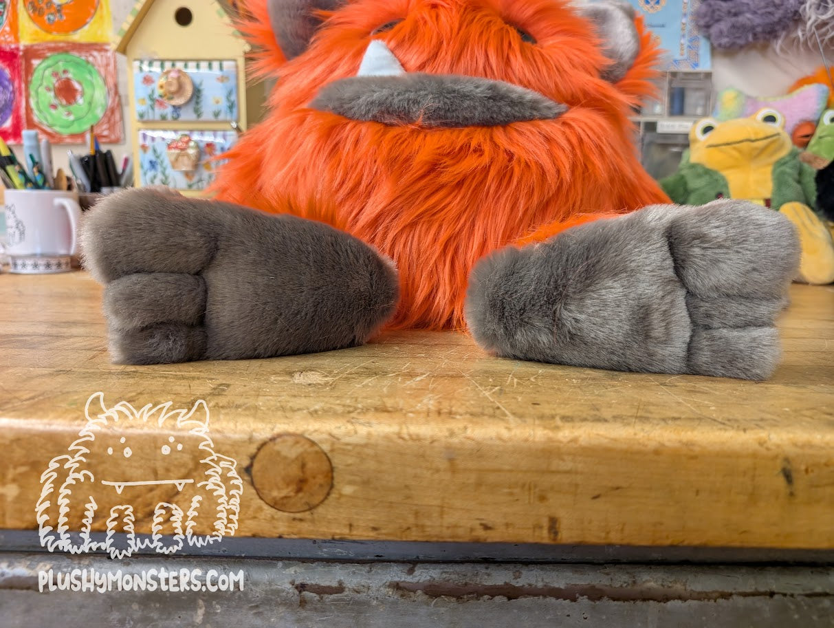 George Cloudwatcher! - Weighted Flatbottom Tongue Monster