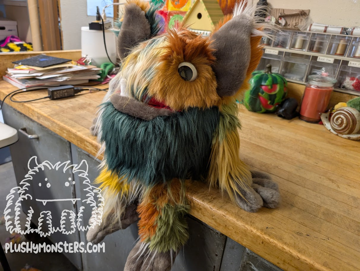 Desi! - Patchy Weighted Flatbottom Tongue Monster