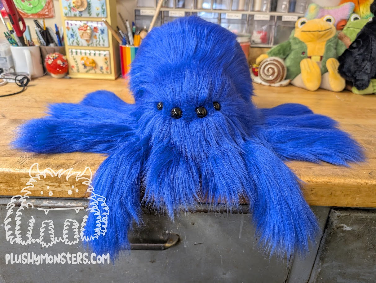 Lil' Blue! - Weighted Lil' Guy