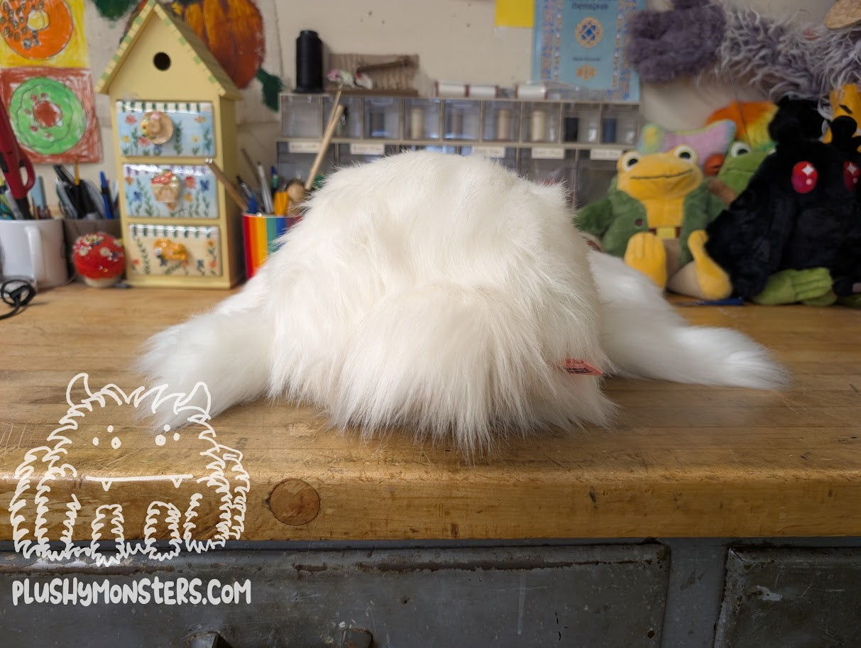 Lil' Rootbeer-Nosed Sugar Bunny! Bunny Spider in Disguise! - Weighted Lil' Guy