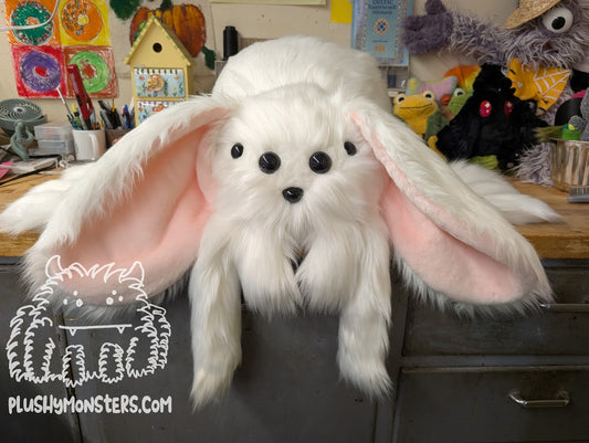 Big Sugar Bunny, Spider in Disguise! - Weighted Big'n