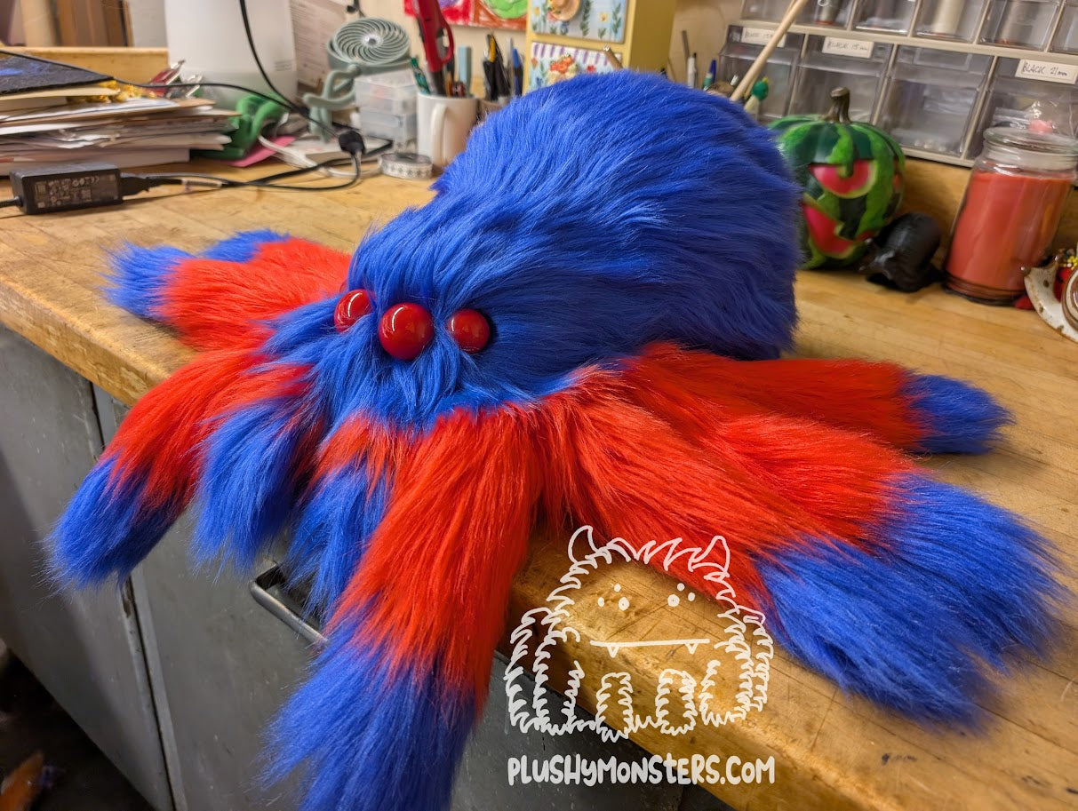 Lil' Red-Eyed Spidey Spidey! - Weighted Lil' Guy