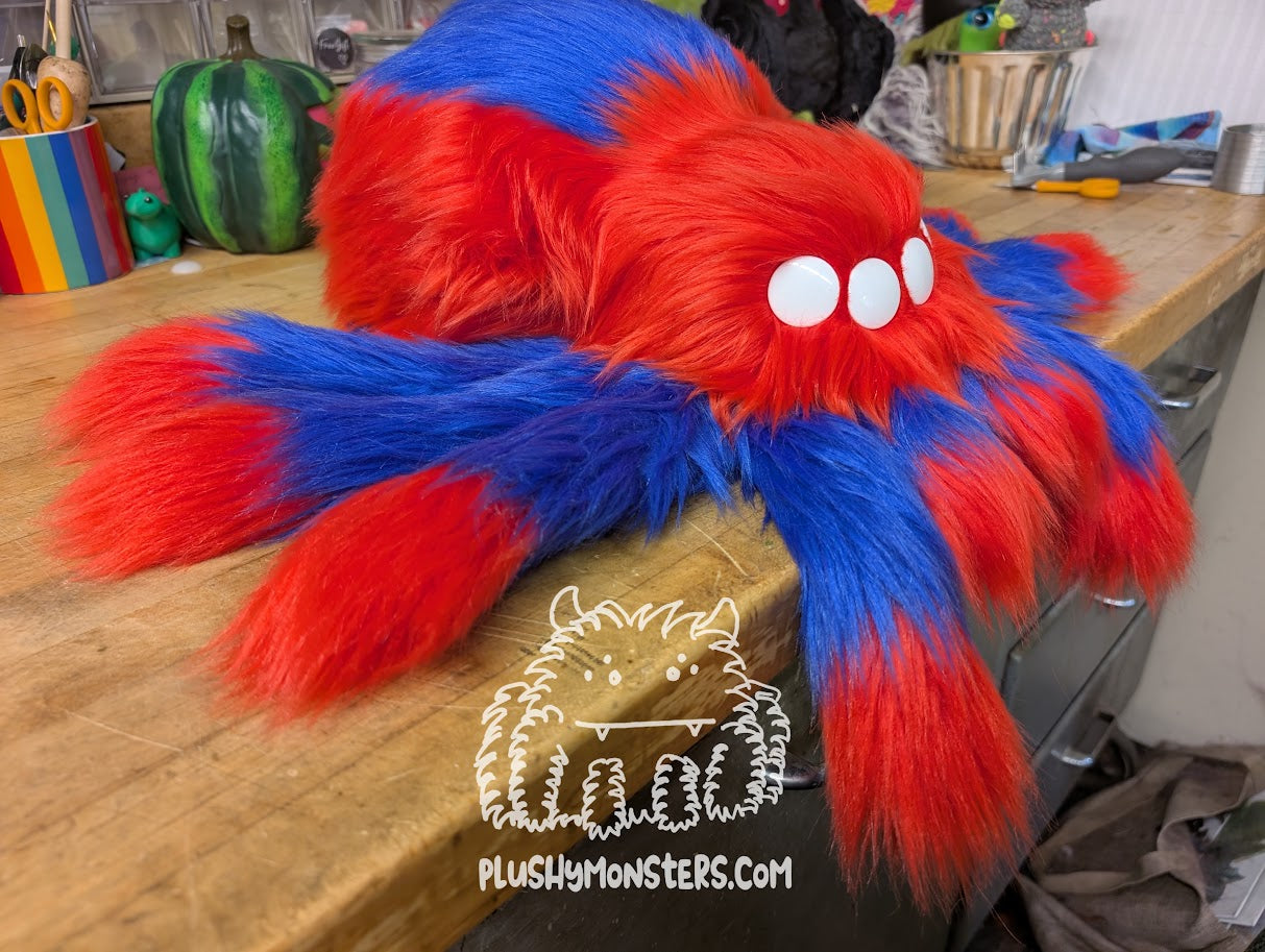 Lil' White-Eyed Spidey Spidey! - Weighted Lil' Guy