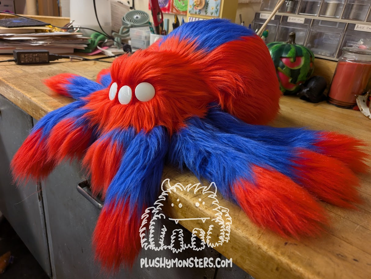 Lil' White-Eyed Spidey Spidey! - Weighted Lil' Guy