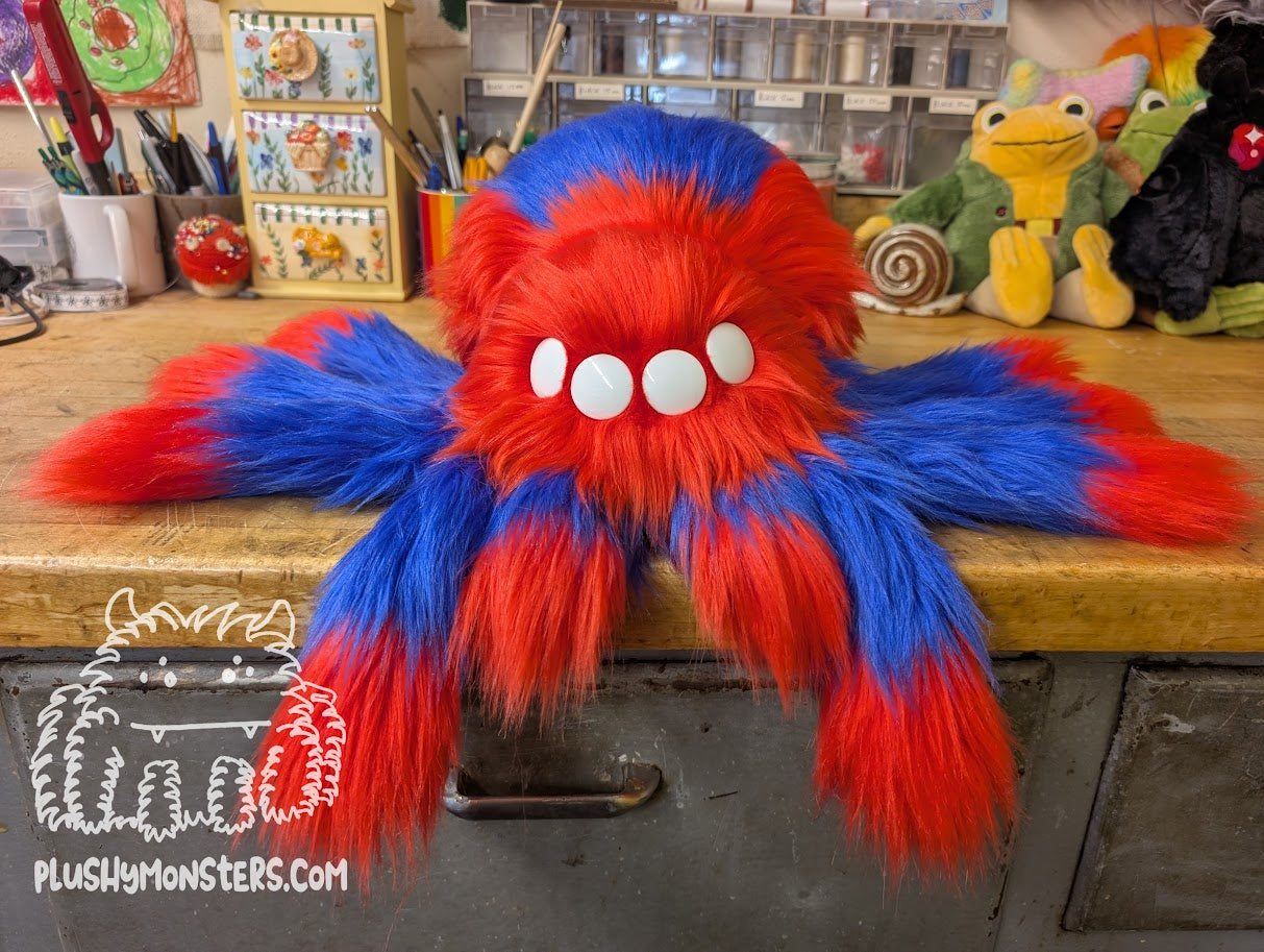 Lil' White-Eyed Spidey Spidey! - Weighted Lil' Guy