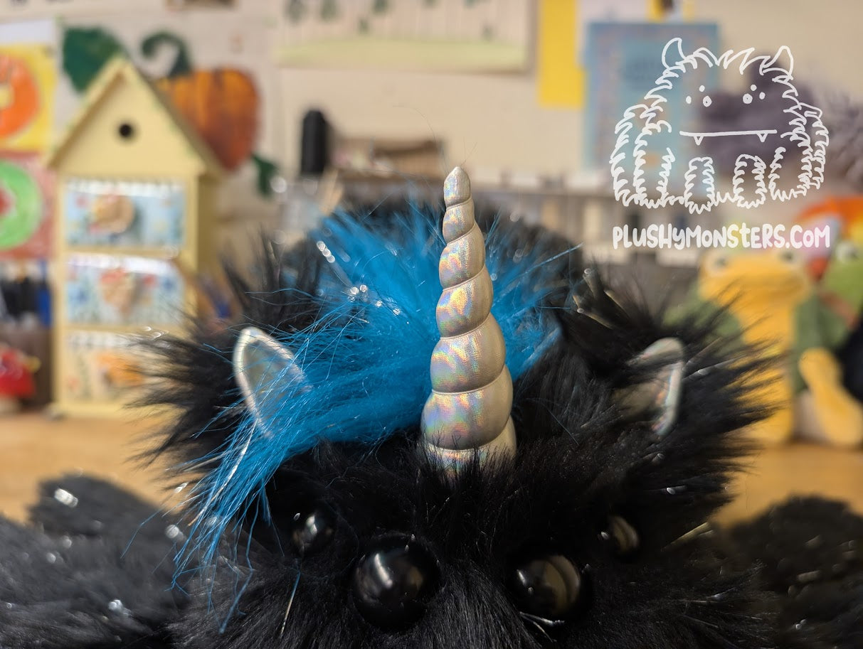 Lil' Onyx Sparkles with Shaggy Teal Tinsel! - Unicorn Spider in Disguise - Weighted Lil' Guy