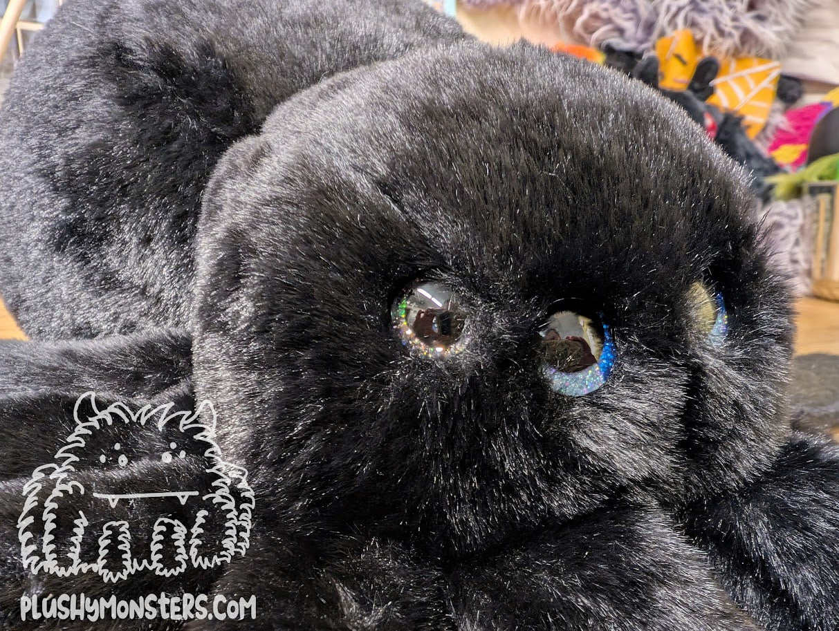 Lil' Soot with Fancy Eyes! - Weighted Lil' Guy